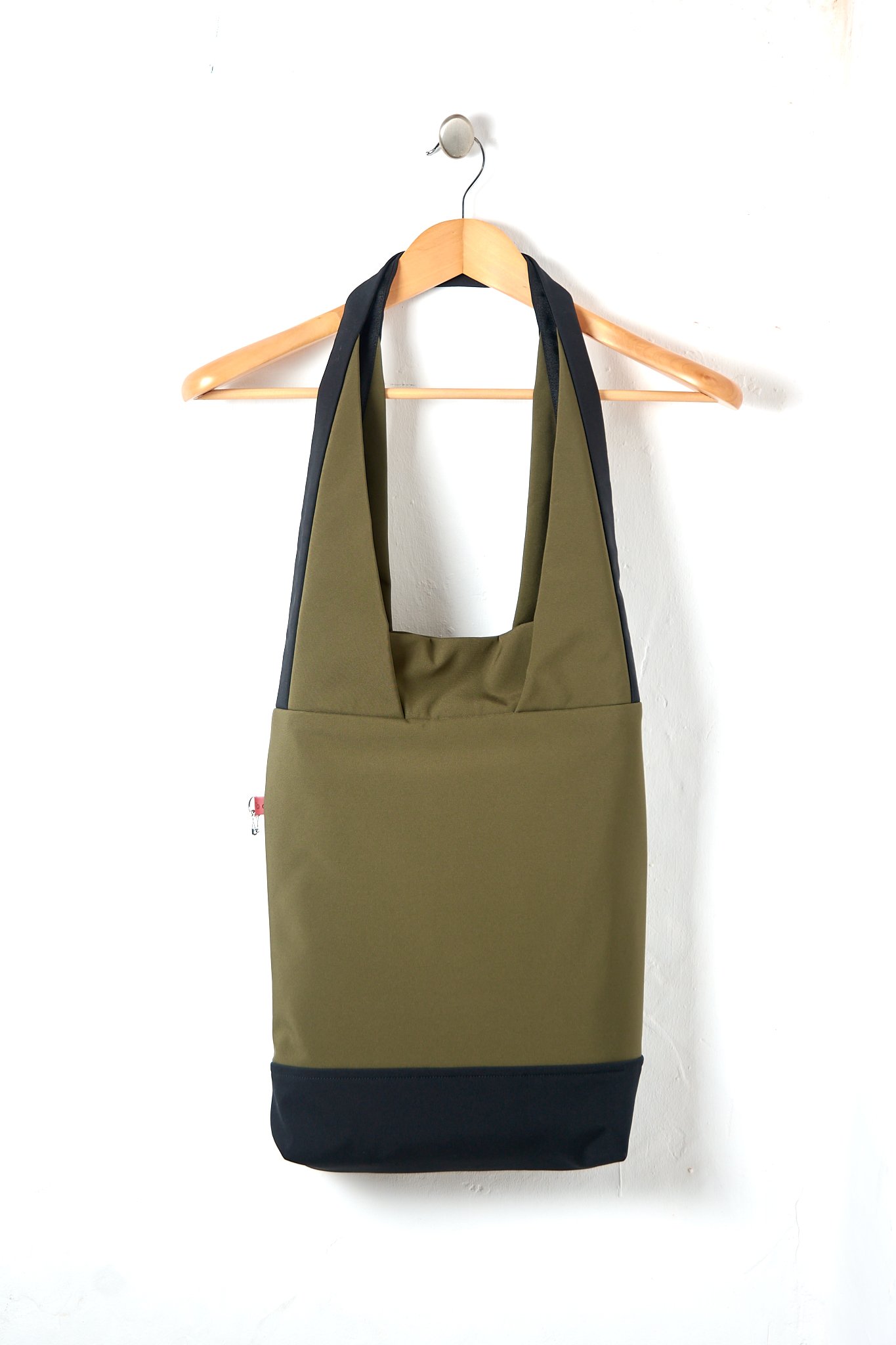 bolso mediano Lara verde y negro