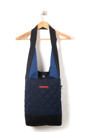 BOLSO MEDIANO LARA AZUL MATELASSE