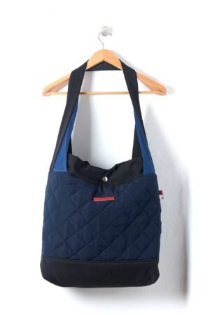 BOLSO GRANDE MEREL AZUL MATELASSE