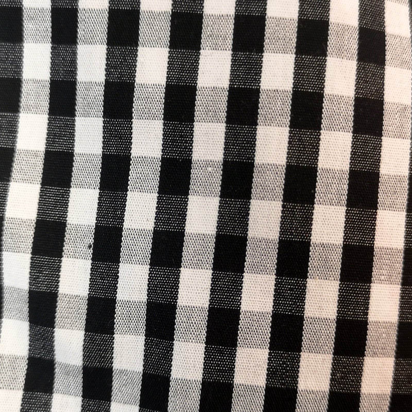 Vichy Blanco y Negro